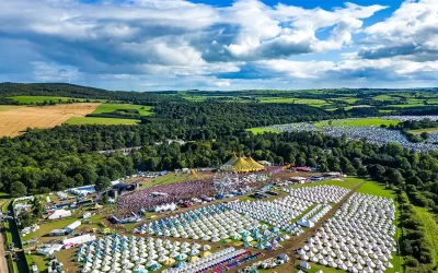 Tuairimí ó ‘All Together Now’